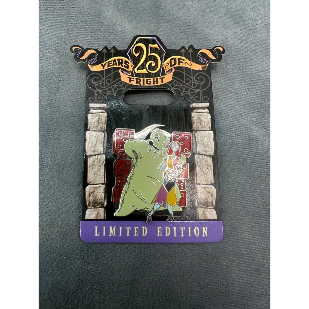 Disney Nightmare Before Christmas 25 Years Fright LE 4000 Pin Oogie Boogie Sally